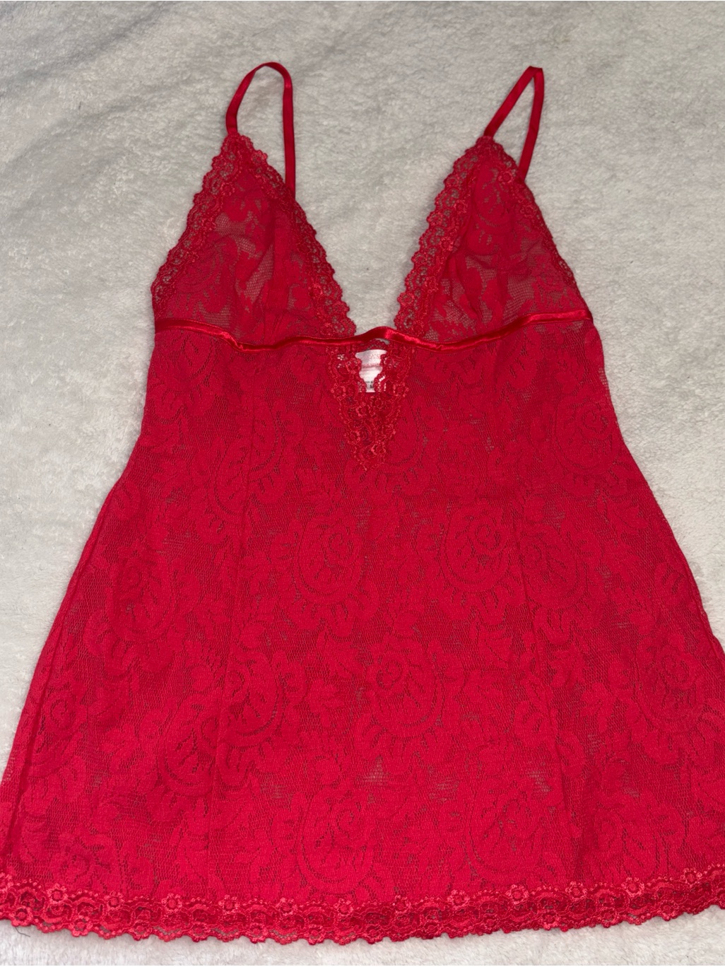 Y2k 2004 Victoria's Secret 100% Silk Red Lace Sheer Chemise Top Women’s M